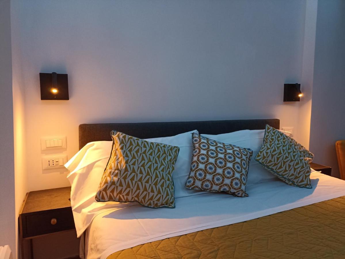 Al Porto 61 - Rooms For Rent Camogli Exteriör bild
